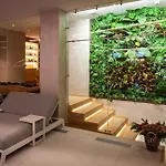 Sporting & Hotel
