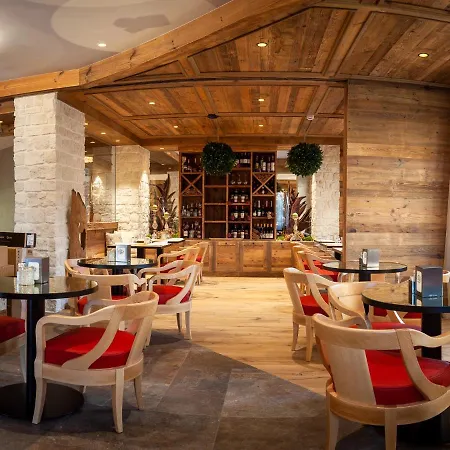 Sporting & ホテル アジアーゴ